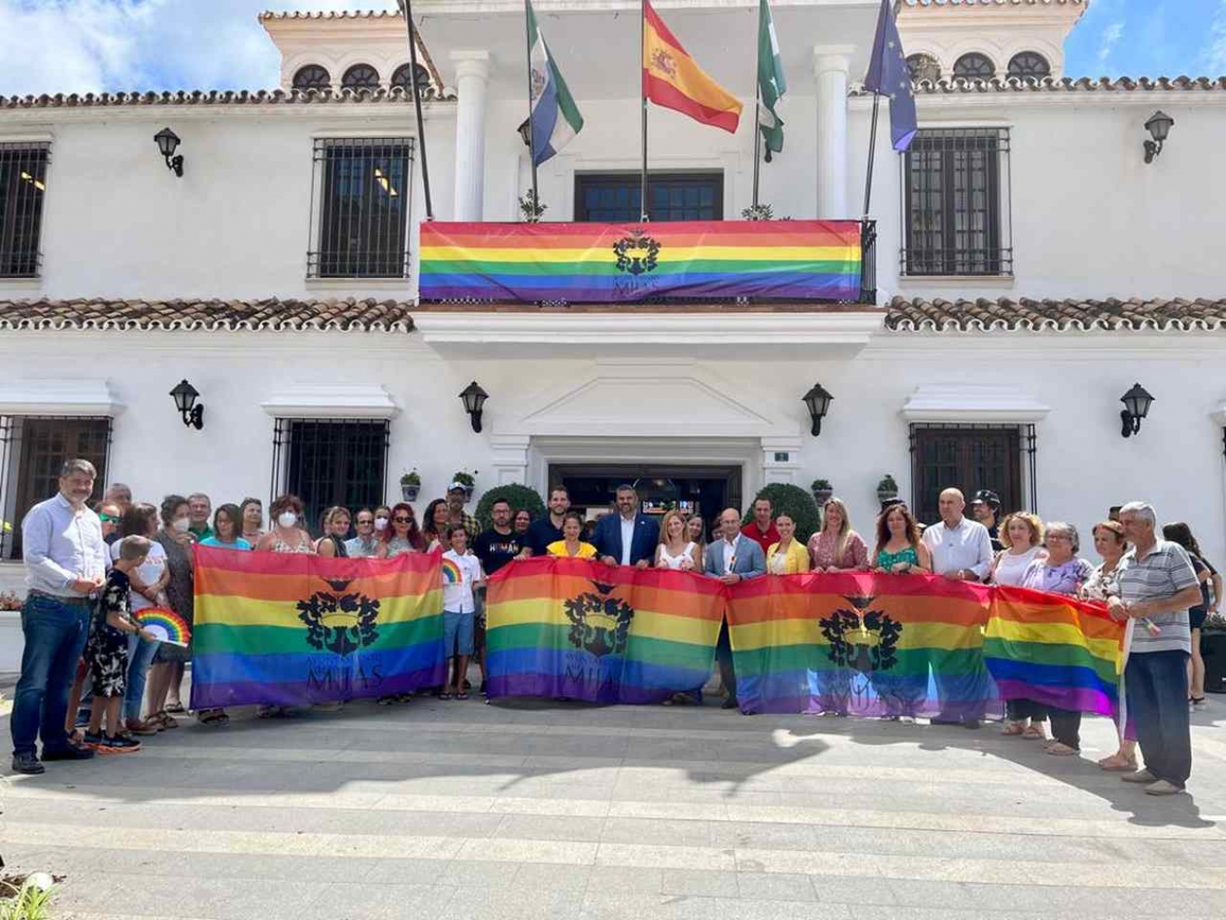 Mijas reivindica la libertad y la diversidad LGBTIQ + en su primera Fiesta del Orgullo