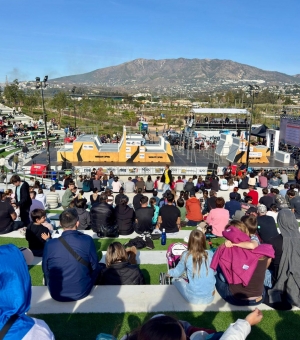 Miles de visitantes recorren el Gran Parque de Mijas en el fin de semana de preapertura y llenan el recinto del evento nacional de parkour