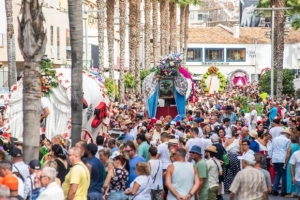 La Romer&iacute;a de Torremolinos congrega a casi 200.000 personas