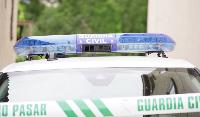 Fallece al enredarse su bufanda en la cinta de clasificaci&oacute;n de una f&aacute;brica en El Campillo