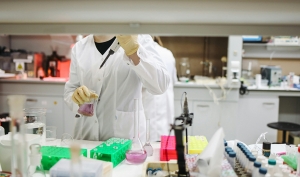 Publicada la convocatoria de ayudas para proyectos de investigaci&oacute;n b&aacute;sica