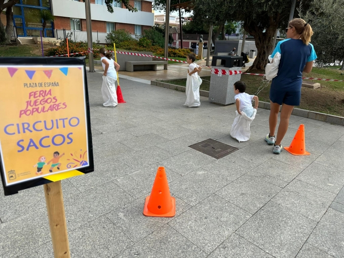 La plaza de Espa&ntilde;a de Fuengirola acoge este s&aacute;bado la III Feria de Juegos Populares