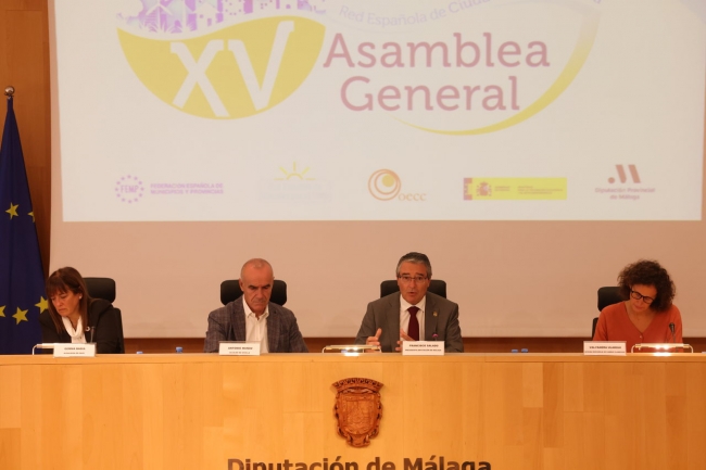 Diputación impulsa el uso de la biomasa y la mejora de la movilidad en municipios del interior