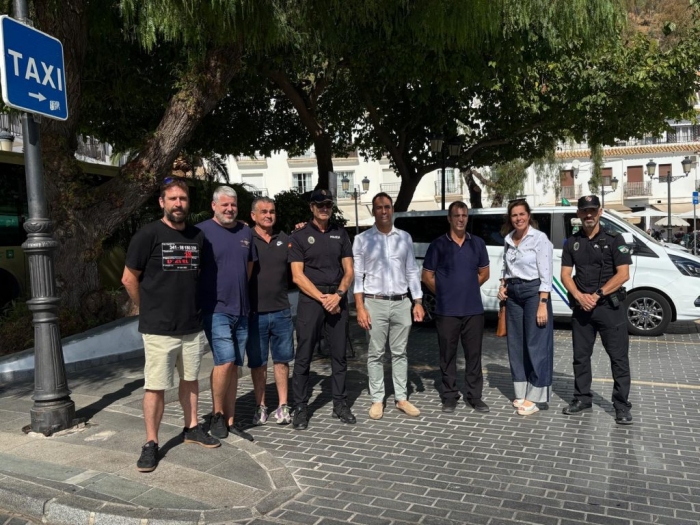 Mijas concede 4 nuevas licencias de taxis adaptados y ya supera la ratio establecida por la Junta de Andaluc&iacute;a