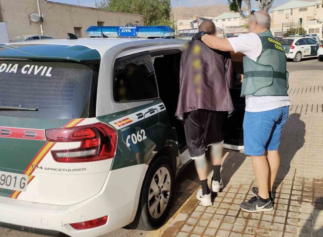 Guardia Civil detiene en Huércal de Almería a una persona como autor de un delito de estragos
